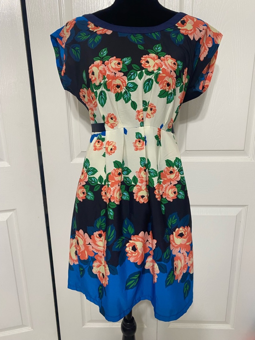 Just Ginger Floral dress size M